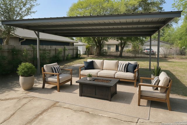 2215 Saint Anthony, San Antonio, TX 78210