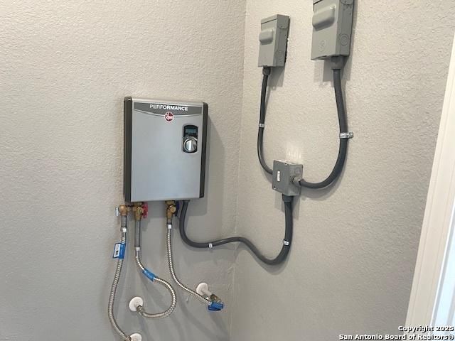 2215 Saint Anthony, San Antonio, TX 78210