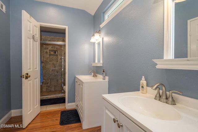 3505 Birdsong Avenue, Thousand Oaks, CA 91360