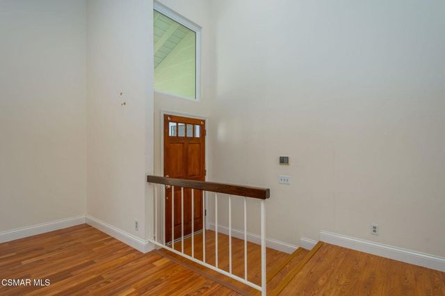 3505 Birdsong Avenue, Thousand Oaks, CA 91360