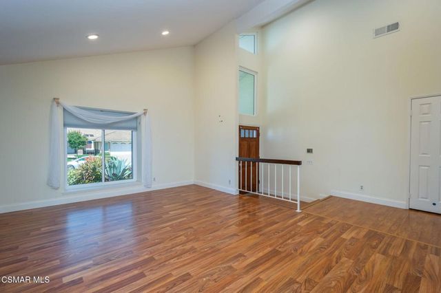 3505 Birdsong Avenue, Thousand Oaks, CA 91360