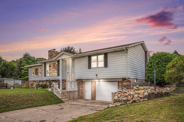 11300 Elizabeth Drive, Three Rivers, MI 49093