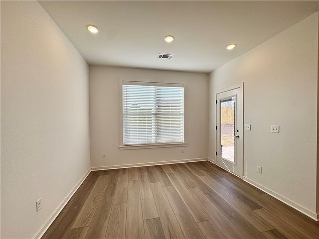 2687 Relaxation Avenue, Springdale, AR 72764