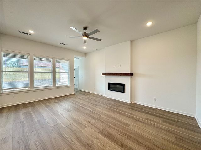 2687 Relaxation Avenue, Springdale, AR 72764