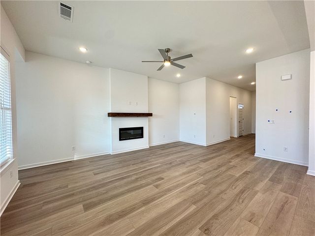 2687 Relaxation Avenue, Springdale, AR 72764