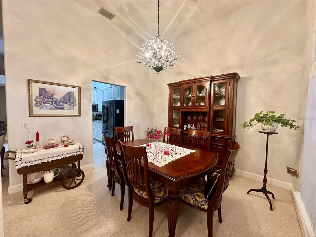 Image 6 of property listing at 357 RUBY LAKE LOOP, Winter Haven, FL 33884