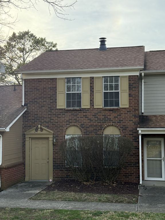 430 Walton Ferry Rd Apt 1601, Hendersonville, TN 37075