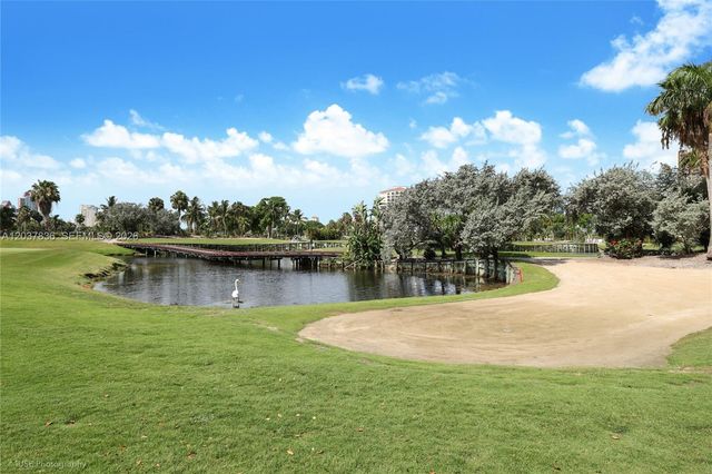 20308 NE 34th Ct 38, Aventura, FL 33180