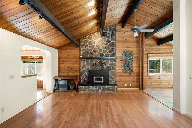 1825 Eddy Circle, Mount Shasta, CA 96067