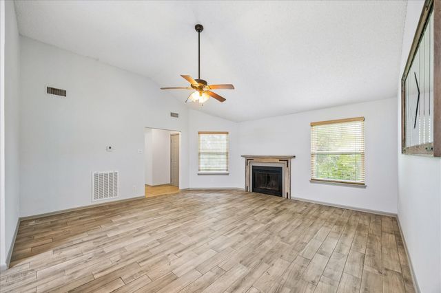 206 Lockett Street, Brenham, TX 77833