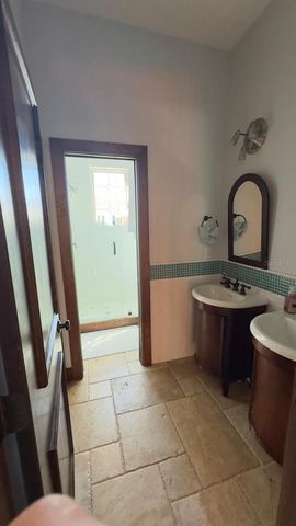 4119 WOODACRE LANE, Tampa, FL 33624