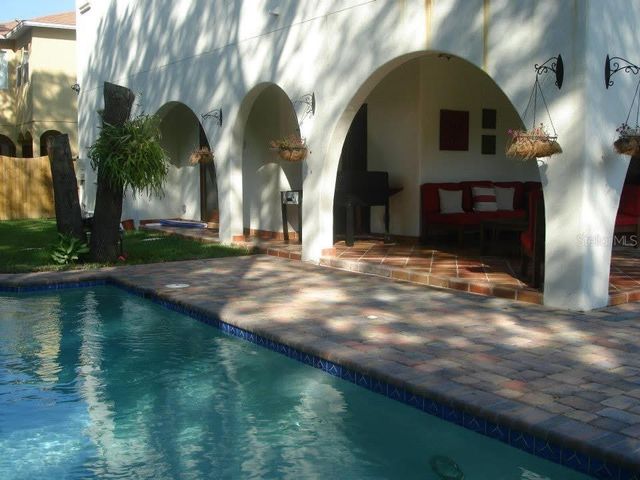 4119 WOODACRE LANE, Tampa, FL 33624