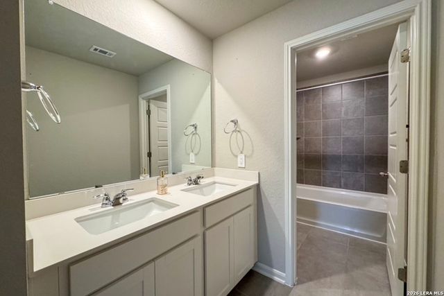 14607 RAINWATER TRL, San Antonio, TX 78253