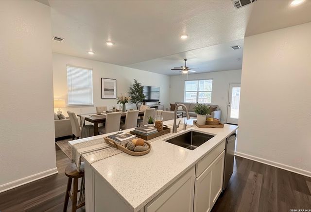 14607 RAINWATER TRL, San Antonio, TX 78253