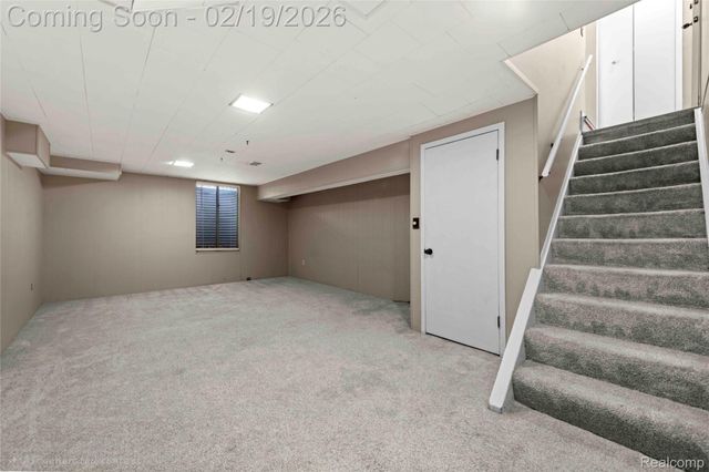 1719 Brentwood Drive, Troy, MI 48098