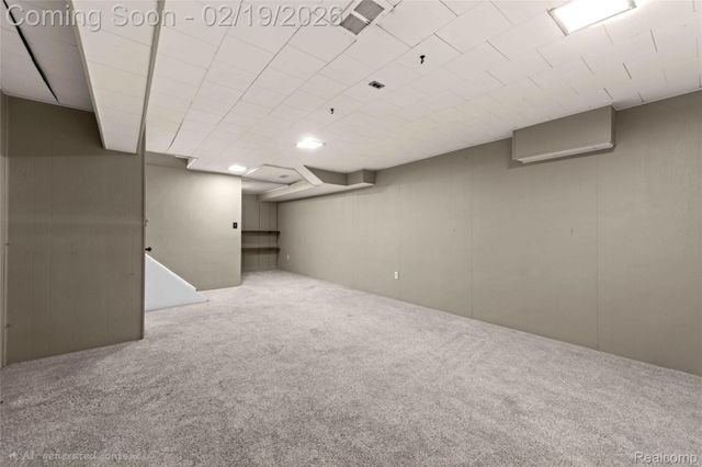 1719 Brentwood Drive, Troy, MI 48098