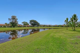 5620 Spindle Palm Court E, Delray Beach, FL 33484