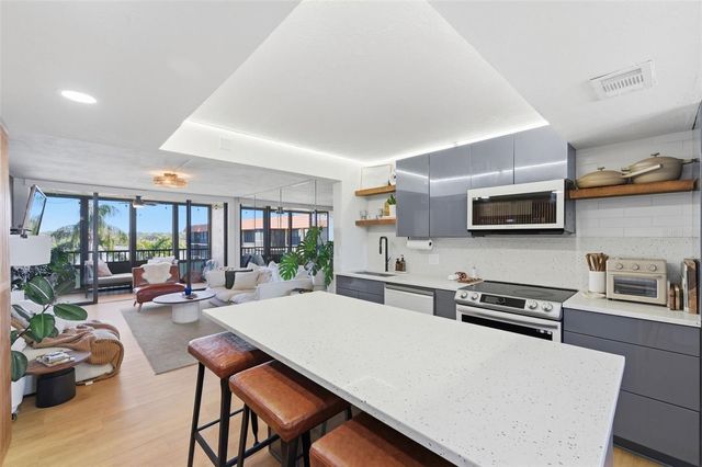 19701 GULF BOULEVARD 423, Indian Shores, FL 33785