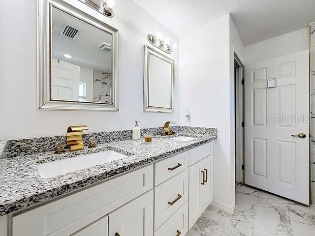 13338 SW 48TH AVENUE, Ocala, FL 34473
