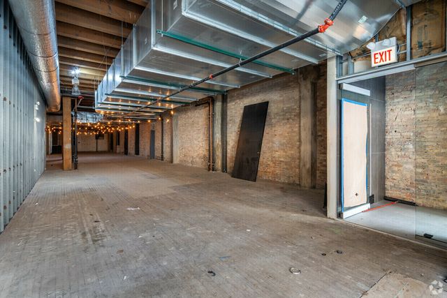 223 W Lake Street, Chicago, IL 60606
