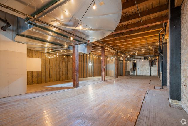 223 W Lake Street, Chicago, IL 60606