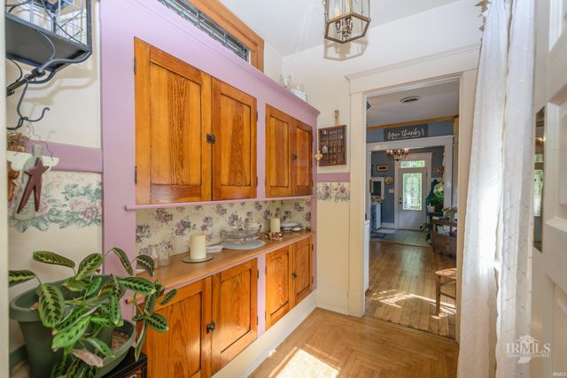 404 E McCulloch Boulevard, Muncie, IN 47303