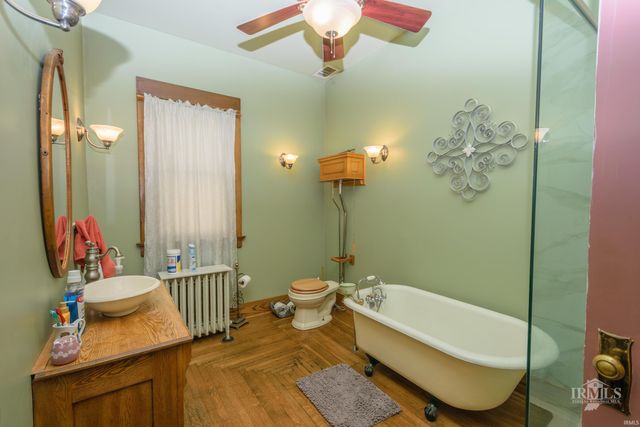 404 E McCulloch Boulevard, Muncie, IN 47303