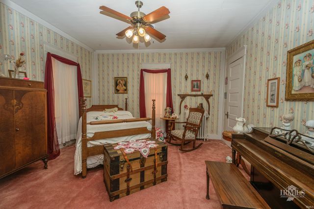 404 E McCulloch Boulevard, Muncie, IN 47303