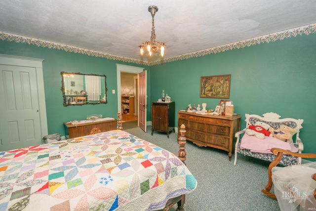 404 E McCulloch Boulevard, Muncie, IN 47303