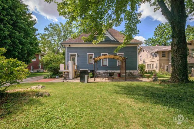 404 E McCulloch Boulevard, Muncie, IN 47303