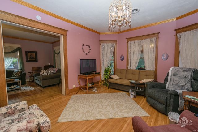 404 E McCulloch Boulevard, Muncie, IN 47303