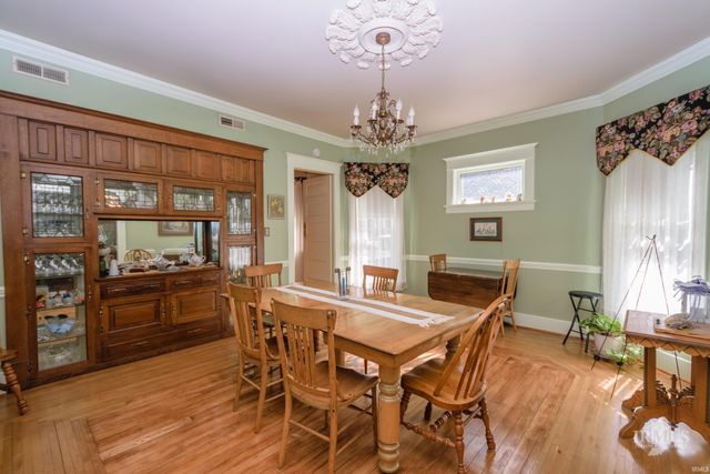 404 E McCulloch Boulevard, Muncie, IN 47303