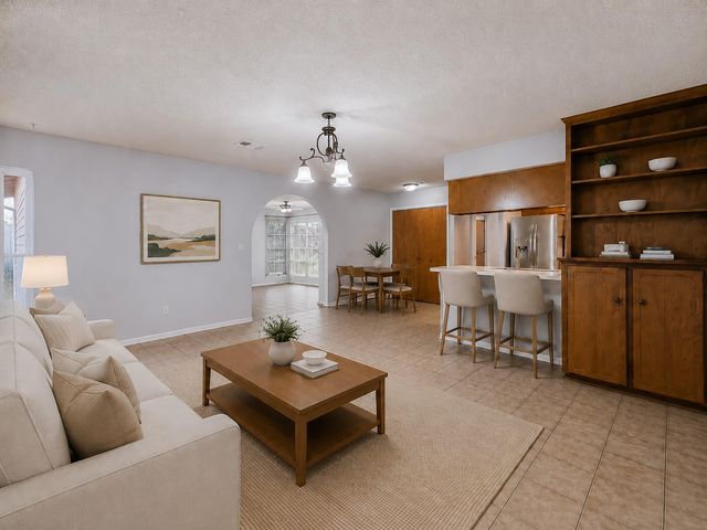 2710 Burke Road, Pasadena, TX 77502