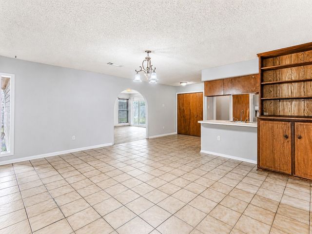 2710 Burke Road, Pasadena, TX 77502