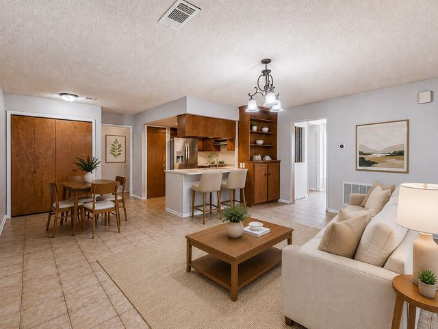 2710 Burke Road, Pasadena, TX 77502