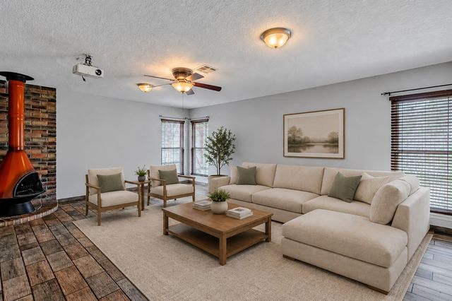 2710 Burke Road, Pasadena, TX 77502