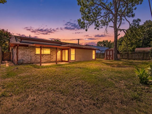 2710 Burke Road, Pasadena, TX 77502