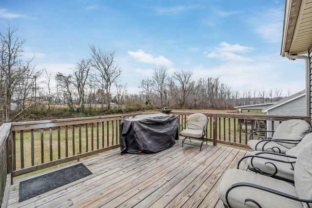 260 Celeste Dr, Baxter, TN 38544