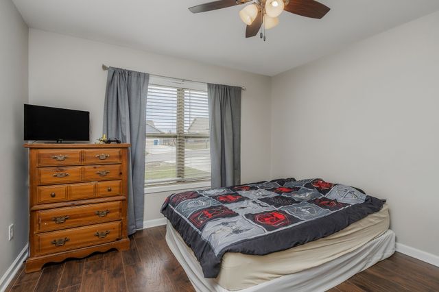 260 Celeste Dr, Baxter, TN 38544