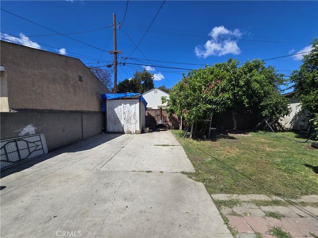 1117 N Santa Fe, Compton, CA 90221