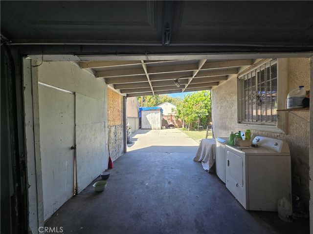 1117 N Santa Fe, Compton, CA 90221