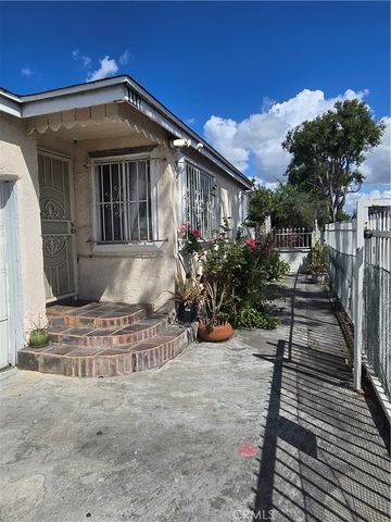 1117 N Santa Fe, Compton, CA 90221