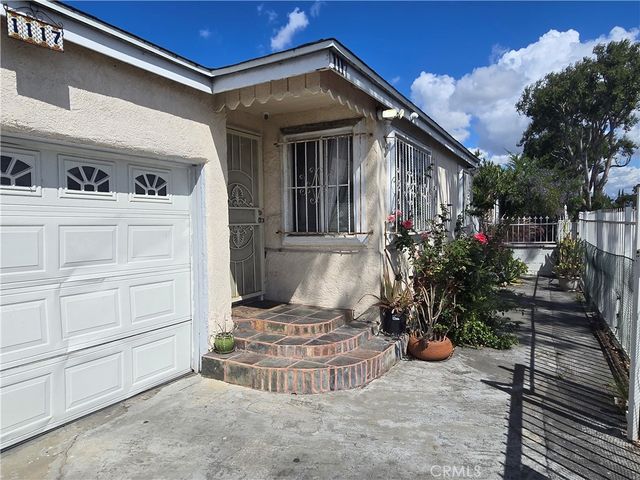 1117 N Santa Fe, Compton, CA 90221