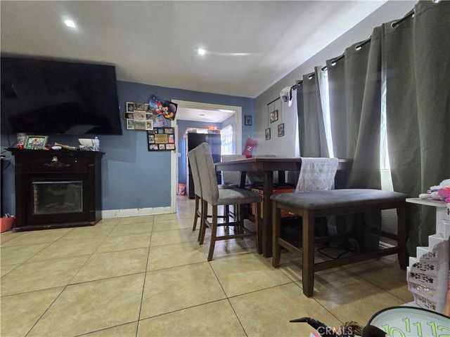 1117 N Santa Fe, Compton, CA 90221