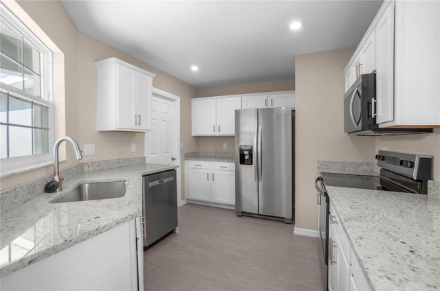 10494 S DREW BRYANT CIRCLE, Floral City, FL 34436