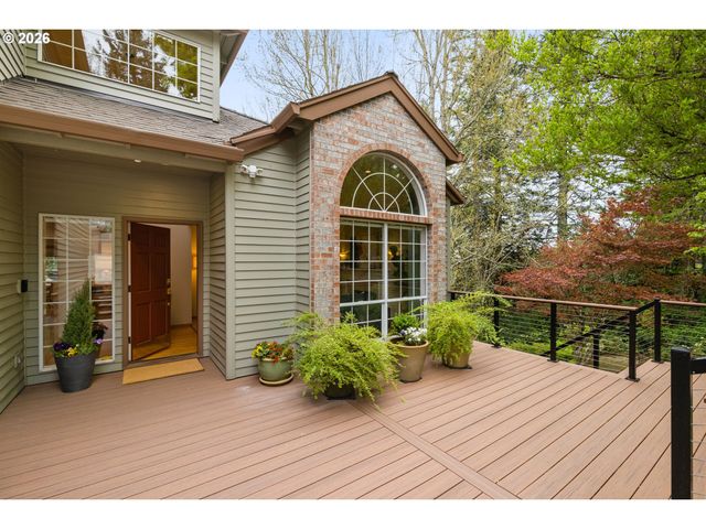 1727 Sw WESTWOOD Dr, Portland, OR 97239