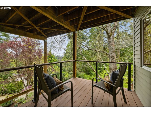 1727 Sw WESTWOOD Dr, Portland, OR 97239