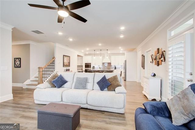 300 McQueen Way, Canton, GA 30115