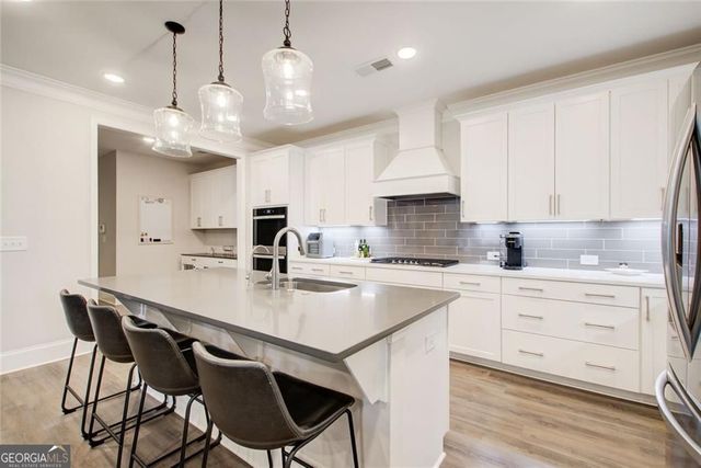 300 McQueen Way, Canton, GA 30115