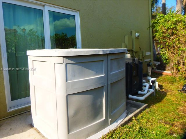 2608 NW 79th Avenue, Margate, FL 33063
